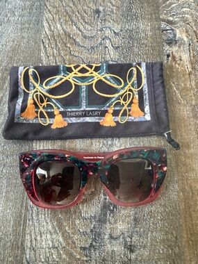 THIERRY LASRY | Intimacy 183- 49  23 140 Sunglasses